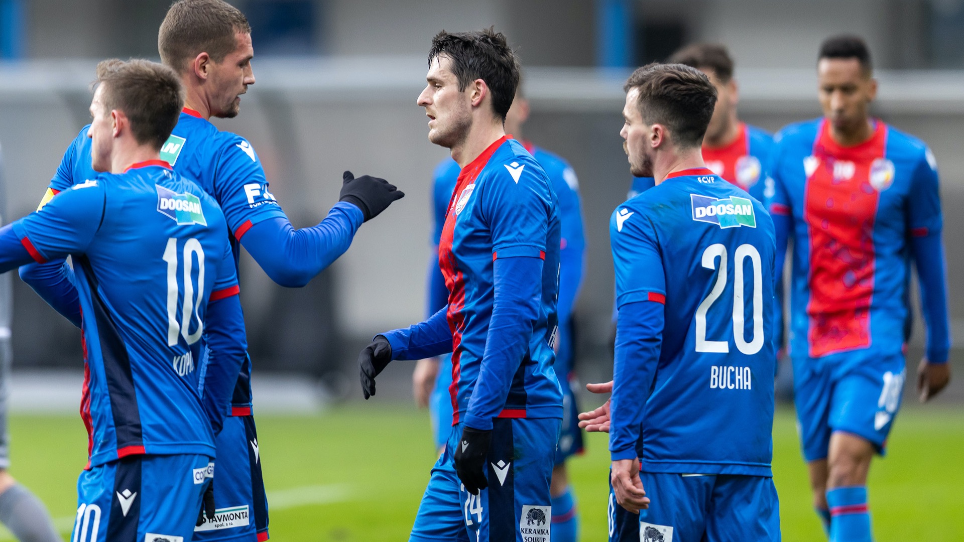 Dorostenci porazili Zlín. U16 skórovala v Budějovicích.