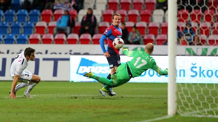 Viktoria v prvním utkání osmifinále MOL Cupu zvítězila 2:1